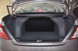 2011款日产阳光1.5XE