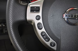 2011款日产逍客2.0XV龙