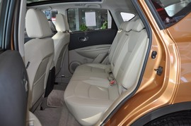 2011款日产逍客2.0XV龙