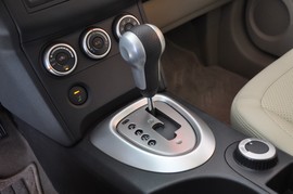 2011款日产逍客2.0XV龙