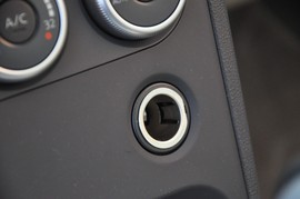 2011款日产逍客2.0XV龙
