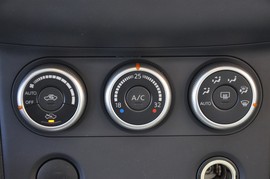 2011款日产逍客2.0XV龙