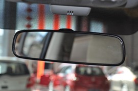 2011款日产逍客2.0XV龙
