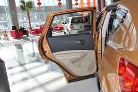 2011款日产逍客2.0XV龙