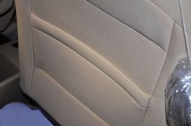 2011款北京现代瑞纳两厢1.4L自动豪华型