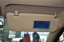 2011款北京现代瑞纳两厢1.4L自动豪华型