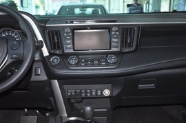 2016款一汽丰田RAV4荣放