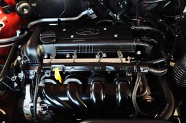 2010款北京现代悦动1.6L手动豪华型