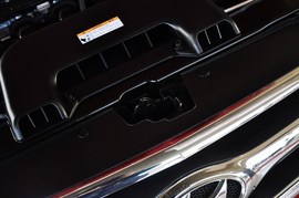 2010款北京现代悦动1.6L手动豪华型