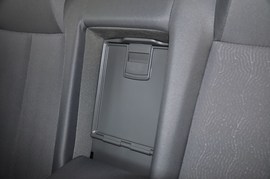2010款北京现代悦动1.6L手动豪华型