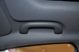 2010款北京现代悦动1.6L手动豪华型