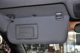 2010款北京现代悦动1.6L手动豪华型