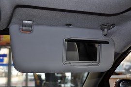 2010款北京现代悦动1.6L手动豪华型