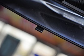 2010款北京现代悦动1.6L手动豪华型