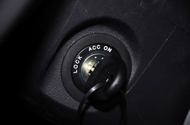 2010款北京现代悦动1.6L手动豪华型