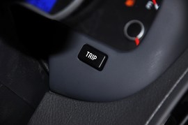 2010款北京现代悦动1.6L手动豪华型