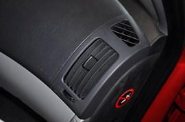 2010款北京现代悦动1.6L手动豪华型