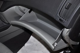 2010款北京现代悦动1.6L手动豪华型