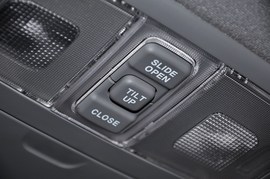 2010款北京现代悦动1.6L手动豪华型