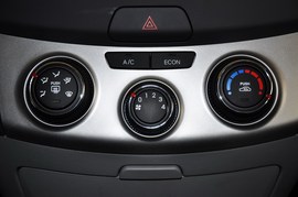 2010款北京现代悦动1.6L手动豪华型