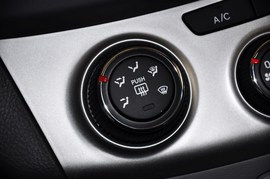 2010款北京现代悦动1.6L手动豪华型