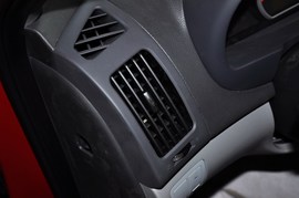 2010款北京现代悦动1.6L手动豪华型