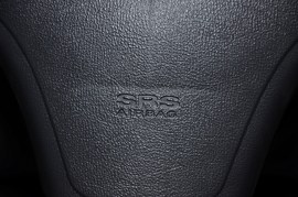 2010款北京现代悦动1.6L手动豪华型