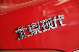 2010款北京现代悦动1.6L手动豪华型