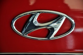 2010款北京现代悦动1.6L手动豪华型