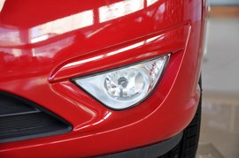 2010款北京现代悦动1.6L手动豪华型