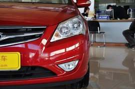 2010款北京现代悦动1.6L手动豪华型