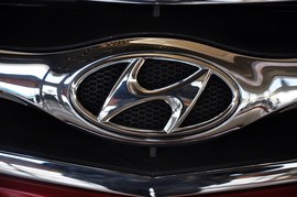 2010款北京现代悦动1.6L手动豪华型