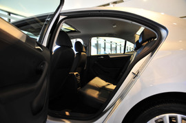 2011款大众捷达2.5L