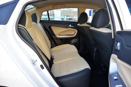 2017款海马福美来