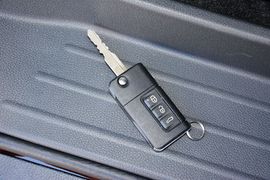 2017款海马福美来