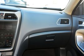 2017款海马福美来