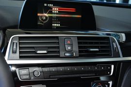 2017款宝马320Li