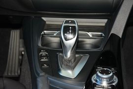 2017款宝马320Li