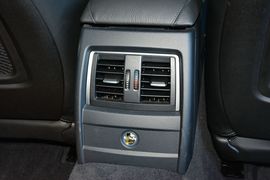 2017款宝马320Li豪华设计套装