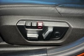 2017款宝马320Li豪华设计套装