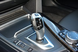 2017款宝马320Li豪华设计套装