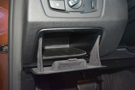 2017款宝马320Li豪华设计套装