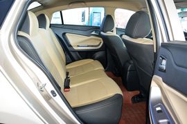 2017款海马福美来