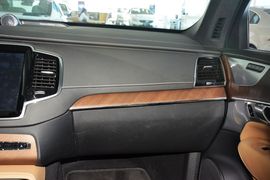 2017款沃尔沃XC90