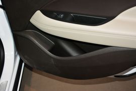 2016款别克君越混合动力