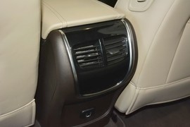 2016款别克君越混合动力