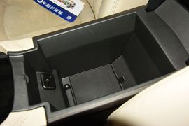 2016款别克君越混合动力