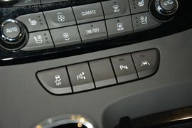 2016款别克君越混合动力