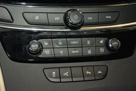 2016款别克君越混合动力