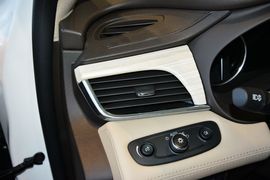 2016款别克君越混合动力